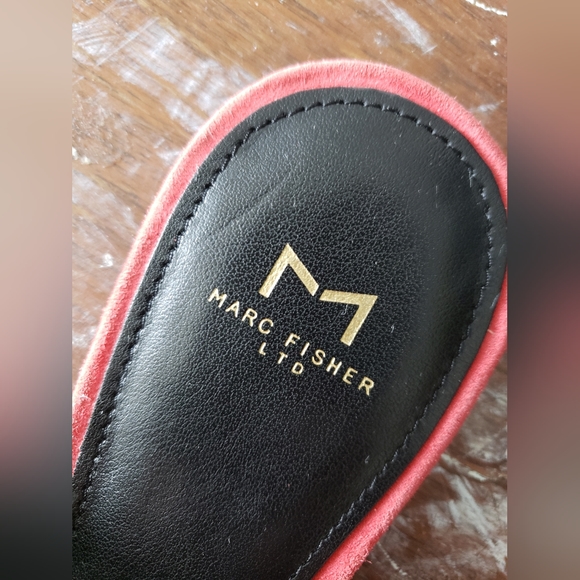 Marc Fisher coral suede slip on mules - Picture 6 of 8